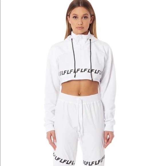 LF Cropped Long Sleeve Sweatshirt - Picture 4 of 9